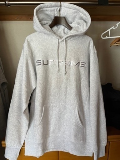 新品　supreme パーカー