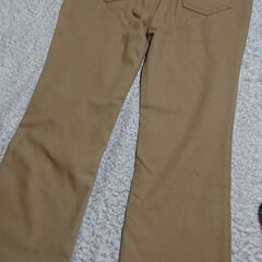 新品 ウエスト80 暖か裏起毛 ブーツカット風パンツ ベージュの画像