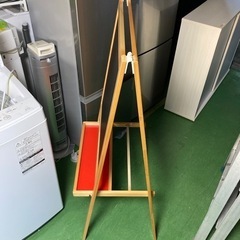 ● ホワイトボード、黒板、イーゼル、IKEAの画像