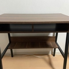 【取引先決定済】パソコンデスク 引き出し付き 幅80*奥行50cm 下棚付きの画像