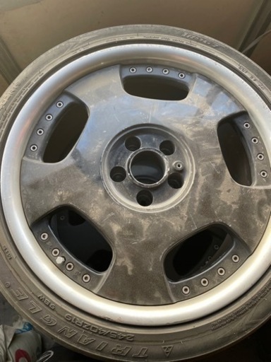 １９インチ　ホイール