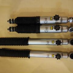 ハイエース 4WD用KYB Extage