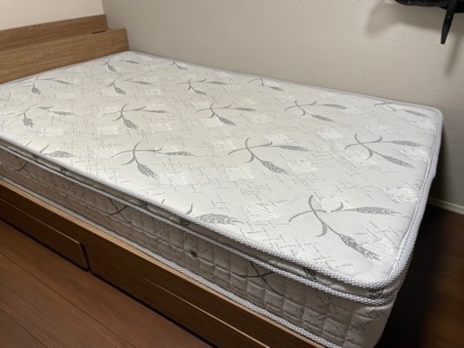 セミダブル　マットレスのみ