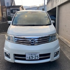 セレナ18年式ハイウェイスター　118000キロ