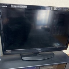 テレビ　SHARP 32型(2011年製)