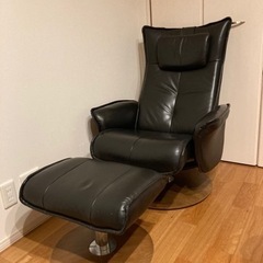 リクライニングチェア⭐︎オットマン付きの画像