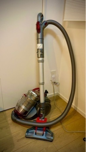 中古　DYSON DC12掃除機