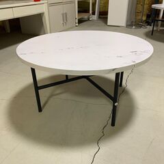 ✨🔔５００円ワンコイン商品🔔✨【美品】 ラウンドローテーブル 円形座卓 センターテーブル 中古家具の画像