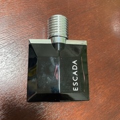 エスカーダ香水