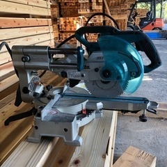 makita マキタ　スライド丸ノコ　LS0613FL