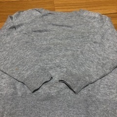 ユニクロ　ミッキー セーター　100の画像