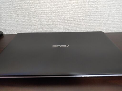 ASUS　4世代Core i5搭載 メモリ大容量8G　 テンキー Webカメラ　薄型スリム　大画面15.6インチ　HDMI USB3.