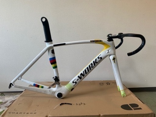 カーボンフレームロードバイク