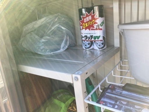 TAKUBO 物置　室内