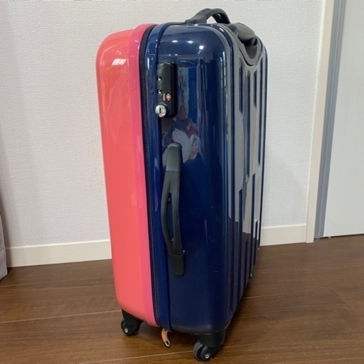 【取引中】キャリーバッグ