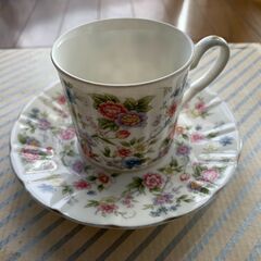 ヴィンテージ　コーヒーカップ５客セット（箱入り）の画像