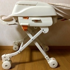 最終値下げ　コンビ*ハイローチェア☺︎ 1月30日までの画像