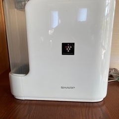 SHARP加湿器（加熱気化式）HV-D70