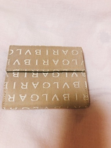 BVLGARI 二つ折り財布　ロゴマニア