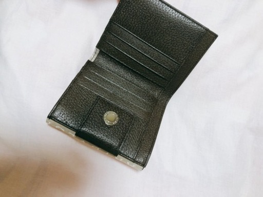 BVLGARI 二つ折り財布　ロゴマニア