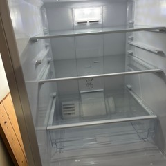 2ドア冷蔵庫ほぼ新品❣️値引きしました🤗の画像