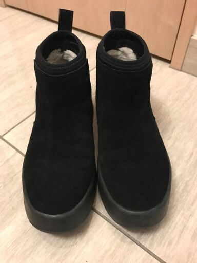 ブーツ UGG classic boom 1104614