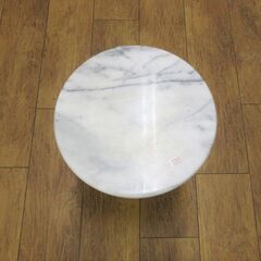 大理石 テーブル 直径33㎝×高さ45㎝ アンティーク調 花台にも 札幌 厚別店の画像