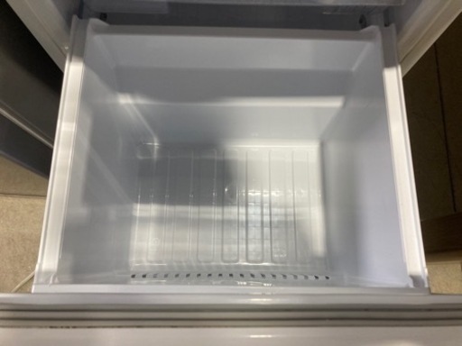 MITSUBISHI 168L 2ドア冷凍冷蔵庫 MR-P17EC-KW 2018年製