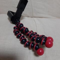どこにでも付けられます♪　ミニ三脚　スマホ　デジカメ　自撮り　の画像