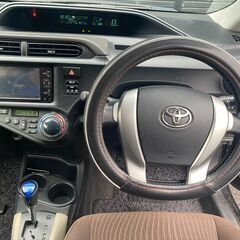 トヨタ　アクア　1.5Gの画像