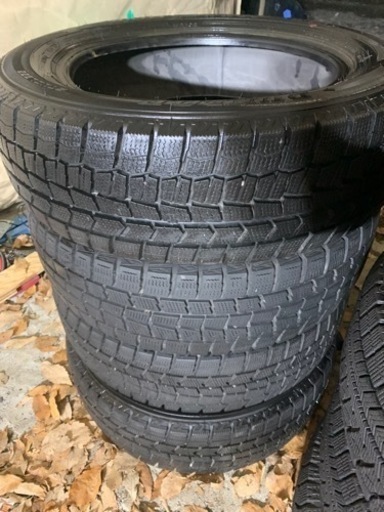 ダンロップスタッドレス175 65 15