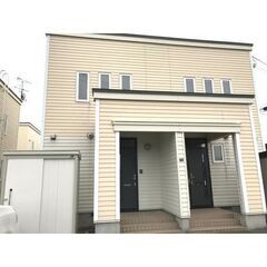 テラスハウス 無料駐車場付き！2階建て2LDKの戸建