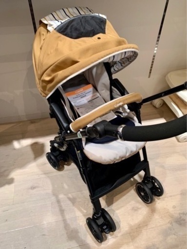 ■店頭引取限定■美品☆コンビ　ベビーカー　スゴカル４キャスCompact♫