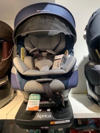 ■店頭引取限定■美品☆アップリカ　ISOFIXチャイルドシート　クルリラプラス♫