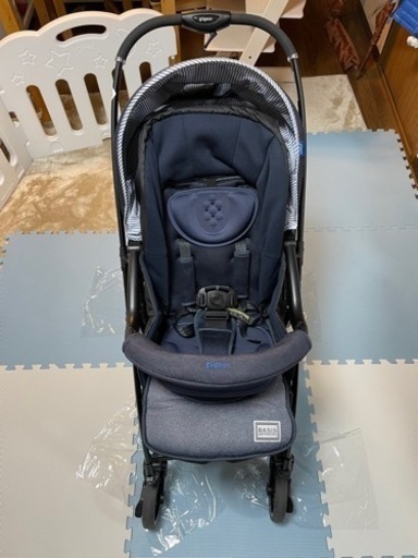 ピジョンBASISランフィRA9 Ａ形ベビーカー【専用レインカバー付き！】