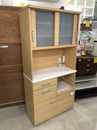 ニトリ キッチンボード/食器棚 木目調 W(幅)88.5×H(高さ)180.2×D(奥行き) 40.1cm ※クリーニング済み