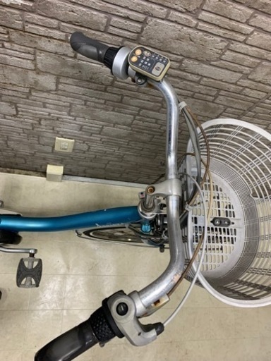 新春SALE 東京23区配達無料　新基準　ブリヂストン　アシスタ　8.1Ah リチウム 電動自転車 中古自転車26