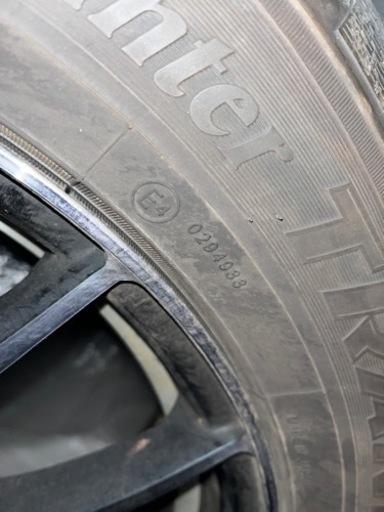 1シーズンのみ使用TOYOスタッドレスタイヤ　225/55R17 売ります