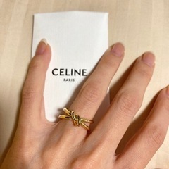 フープ　ナット　ピアス　セリーヌの画像