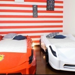 フェラーリ❗️シングルベッド インパクト大✨マッドレス付き！