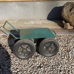 園芸用　腰掛け作業台車