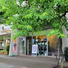 ★資格不問★日中５時間のみ★美容室の受付・会計及び美容師サポートのパートの画像