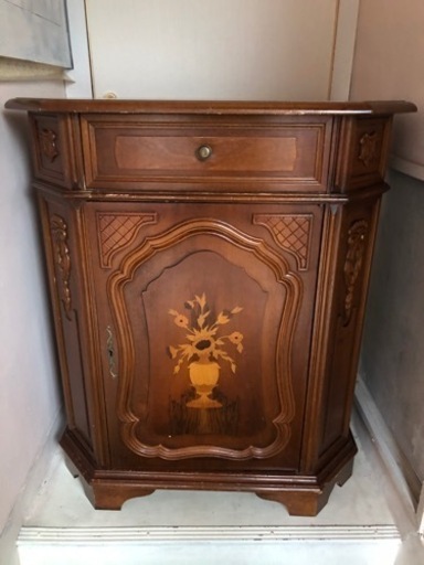 コンソールキャビネット　アンティーク