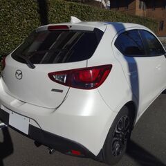 込プライス６０万円 デミオＸＤツーリング(DJ5FS) ディーラーメンテナンス 検６年１月 修復無し 機関良好の画像