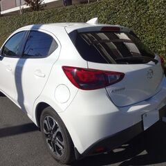 込プライス６０万円 デミオＸＤツーリング(DJ5FS) ディーラーメンテナンス 検６年１月 修復無し 機関良好の画像