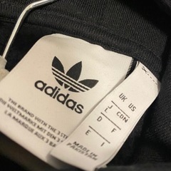 超美品adidas originals パーカーの画像