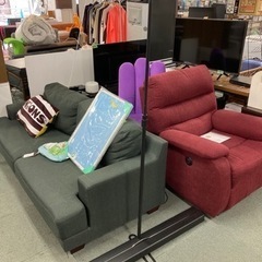 店頭表示価格より30%OFF🉐【🪴ミニマリストで流行りのやつ🖥】プロジェクタースクリーン プロジェクター用 自立式の画像