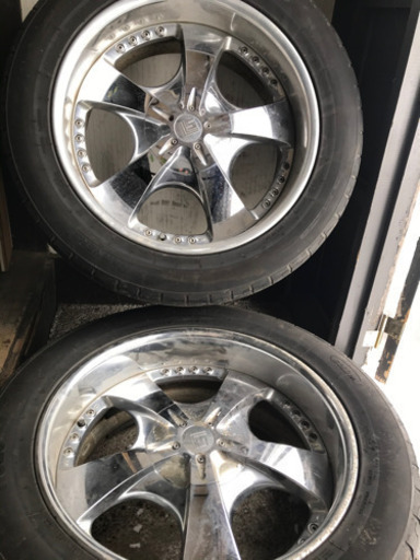 20インチアルミホイール