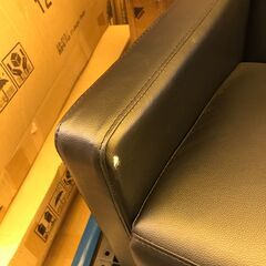 【受付終了】B1人掛けソファ【ヌーヴォー 1P／PVCブラック色】ソファ 1人掛け 収納 スツール レザー調 合成皮革 訳あり B品 アウトレット品 ※定価9,990円の画像