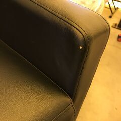 【受付終了】B1人掛けソファ【ヌーヴォー 1P／PVCブラック色】ソファ 1人掛け 収納 スツール レザー調 合成皮革 訳あり B品 アウトレット品 ※定価9,990円の画像